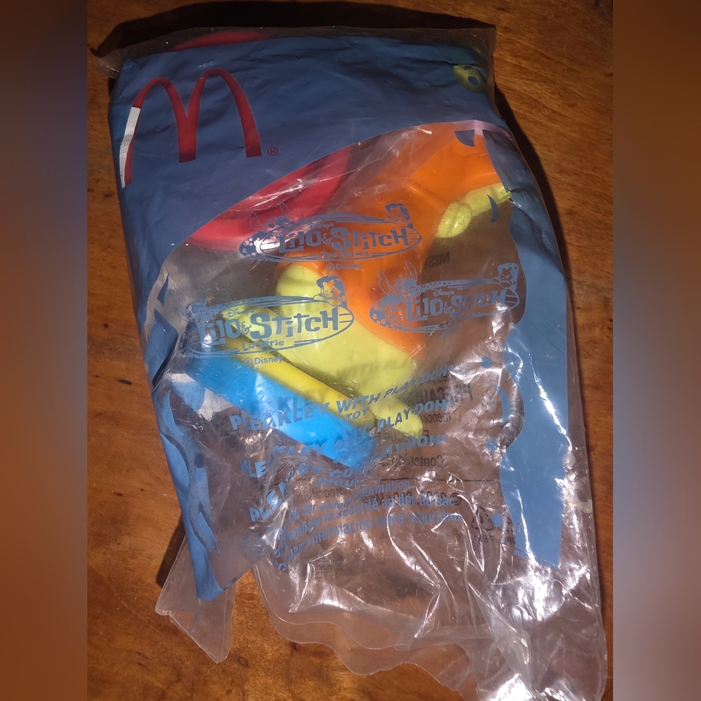 McDonalds Happy Meal Toy Lilo & Stitch #6 Pleakley With Play-Doh 2003-04 Sealed